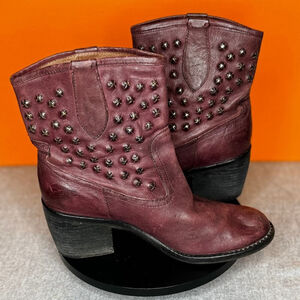 Donald Pliner Baila Studded Bootie Wine Red Purple Size‎ 6 Pre Loved